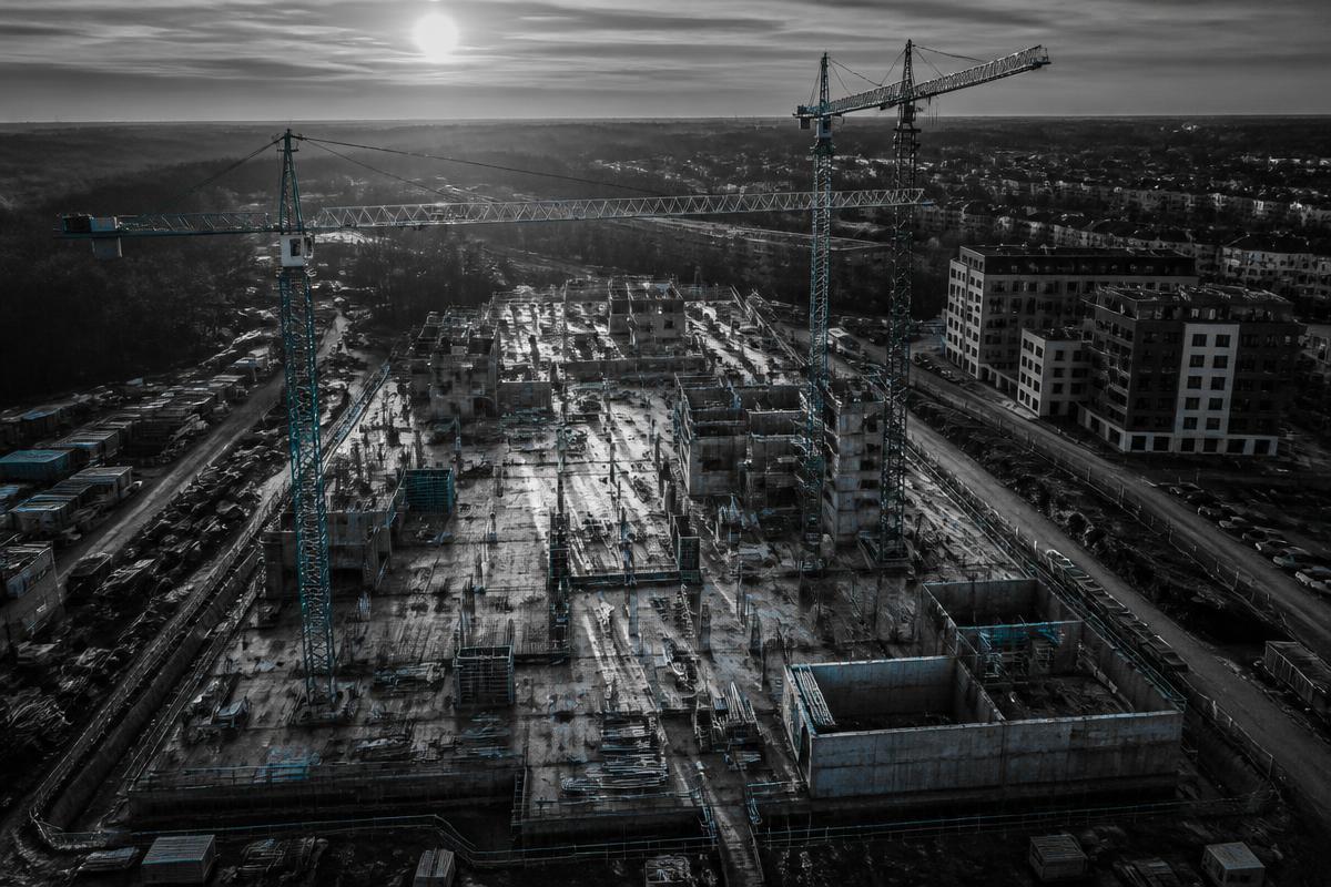 Seguimiento aéreo con dron de una obra de construcción en Valencia